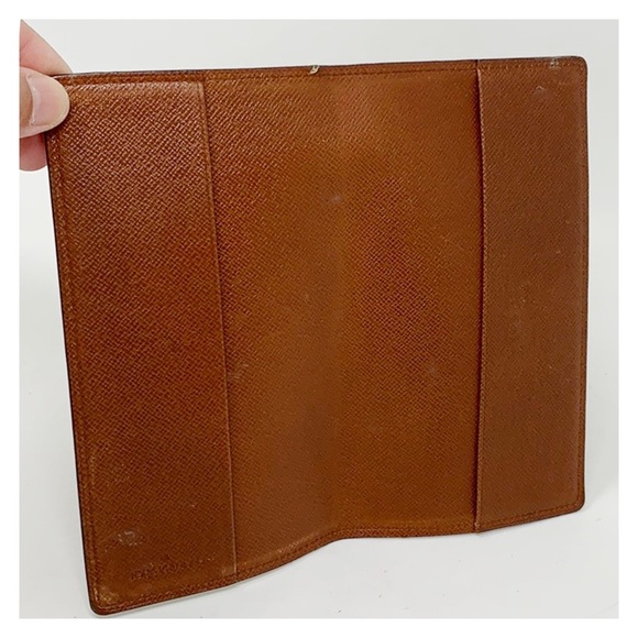 Authentic Louis Vuitton Wallet - Picture 6 of 9